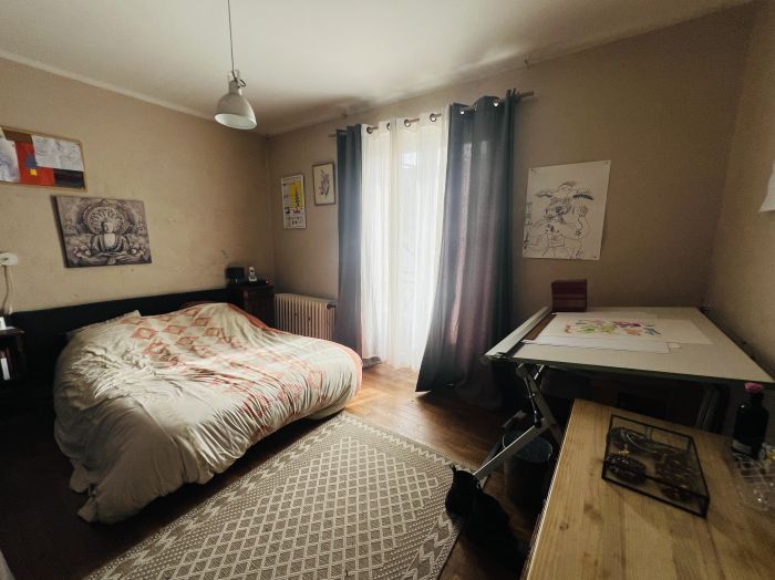 TULLE CENTRE VILLE PROCHE PREFECTURE/HOPITAL : vente vente de 7 pi&egrave;ces - grande image 5