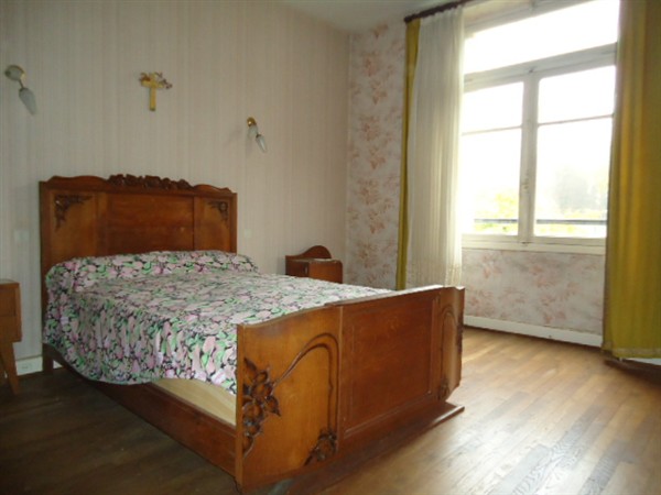 SECTEUR ESPAGNAC : vente vente de 8 pi&egrave;ces - grande image 5