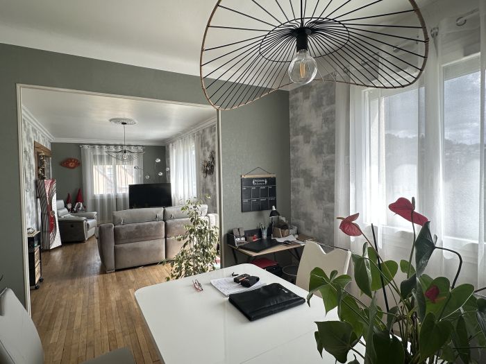 QUARTIER DE L'AUZELOU : vente vente de 5 pi&egrave;ces - grande image 3