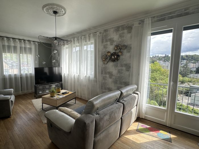 QUARTIER DE L'AUZELOU : vente vente de 5 pi&egrave;ces - grande image 4