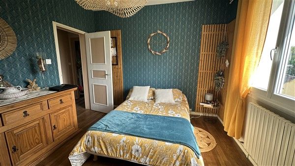 QUARTIER DE L'AUZELOU : vente vente de 5 pi&egrave;ces - grande image 6