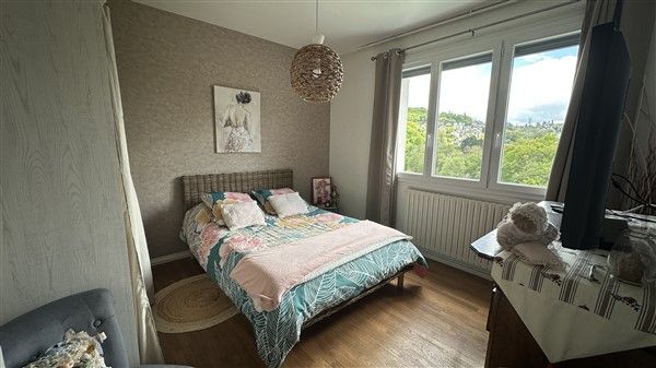 QUARTIER DE L'AUZELOU : vente vente de 5 pi&egrave;ces - grande image 7