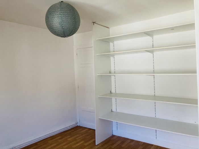 Tulle Centre Ville : vente vente de 3 pi&egrave;ces - grande image 3