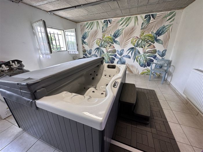 Meymac, proche centre ville : vente vente de 7 pi&egrave;ces - grande image 10