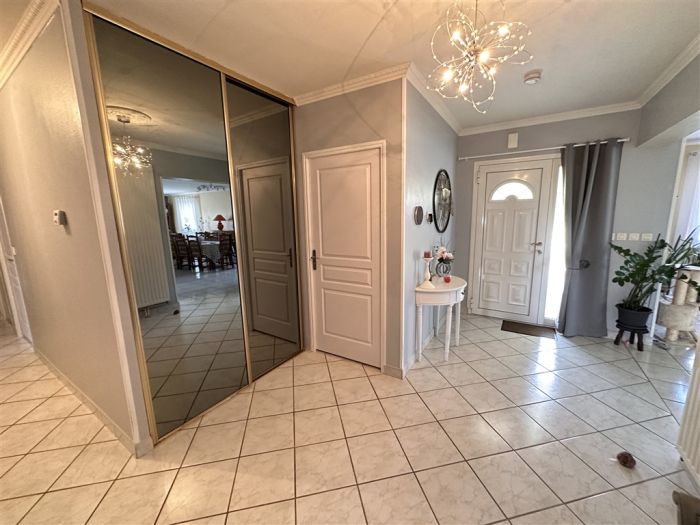 Meymac, proche centre ville : vente vente de 7 pi&egrave;ces - grande image 5