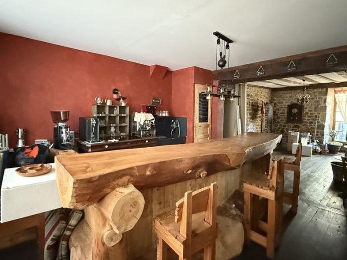 Meymac, Centre Bourg : vente vente de 10 pi&egrave;ces - grande image 10