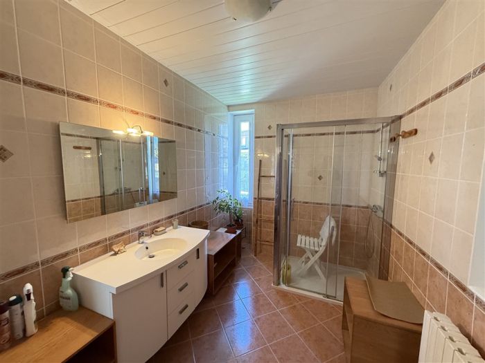 Meymac : vente vente de 5 pi&egrave;ces - grande image 5