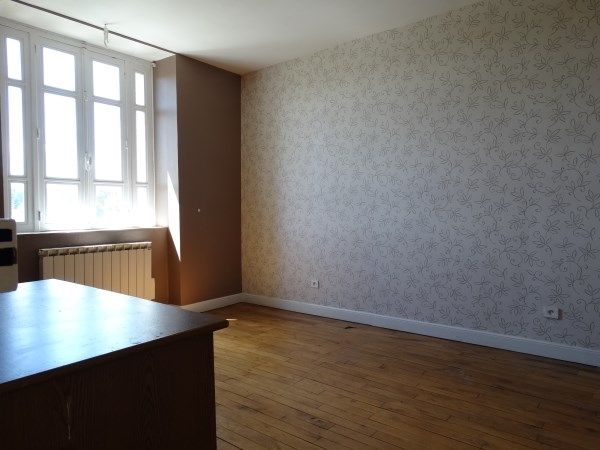 Meymac, Id&eacute;alement Plac&eacute;e : vente vente de 8 pi&egrave;ces - grande image 8