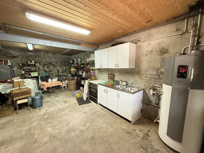 Plateau de Millevaches, Peyrelevade : vente vente de 6 pi&egrave;ces - grande image 10