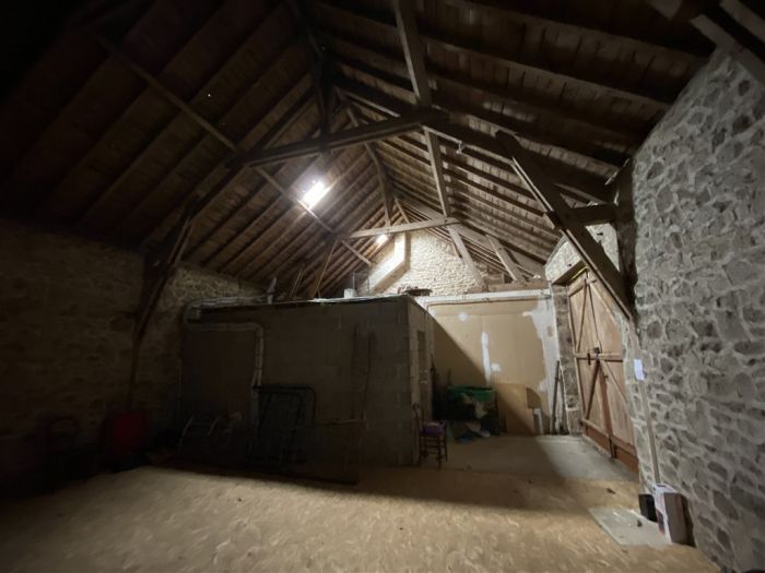 Centre Ville Meymac : vente vente de 4 pi&egrave;ces - grande image 9