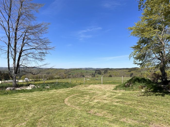 Calme Hameau proche Peyrelevade : vente vente de 5 pi&egrave;ces - grande image 3