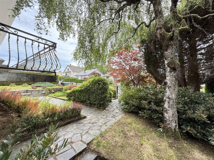 Bugeat, Plateau de Millevaches : vente vente de 5 pi&egrave;ces - grande image 4