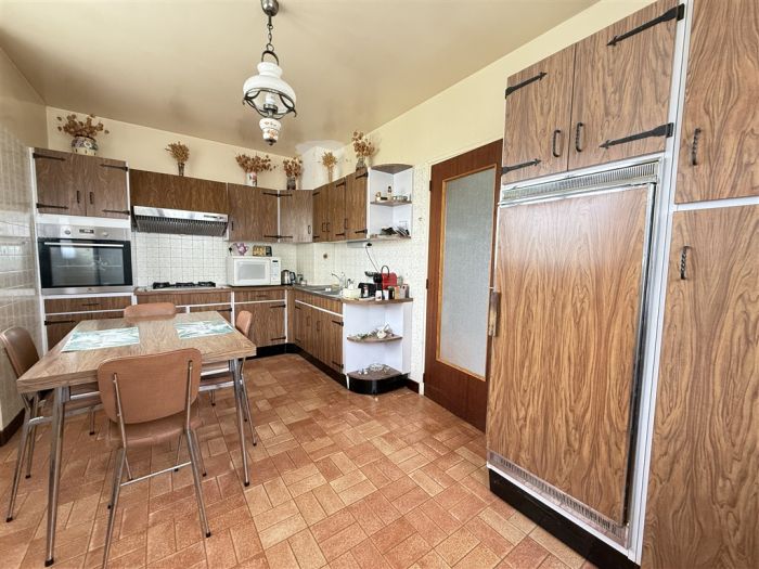 Bugeat, Plateau de Millevaches : vente vente de 5 pi&egrave;ces - grande image 6