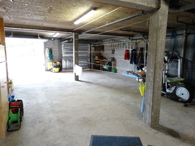 Exclusif en centre ville de Meymac : vente vente de 7 pi&egrave;ces - grande image 10