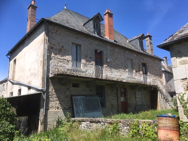 Meymac Centre Ville : vente vente de 8 pi&egrave;ces - grande image 3