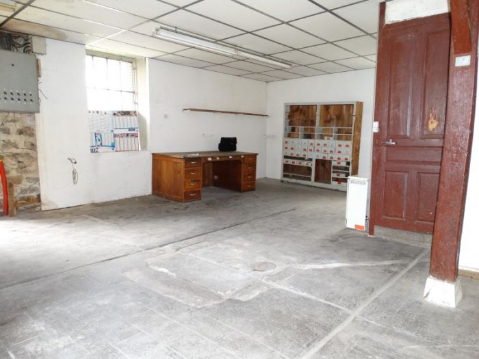 Meymac Centre Ville : vente vente de 8 pi&egrave;ces - grande image 6