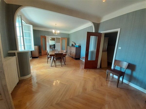 20 minutes d'ARGENTAT : vente vente de 6 pi&egrave;ces - grande image 2