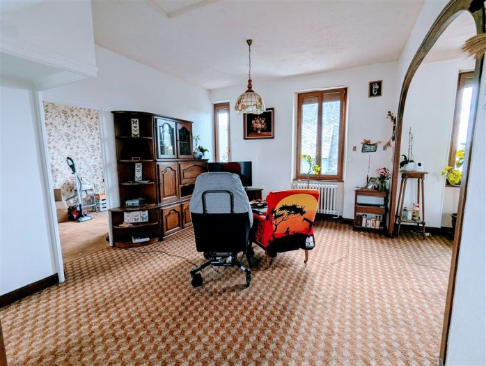 Messeix : vente vente de 6 pi&egrave;ces - grande image 4