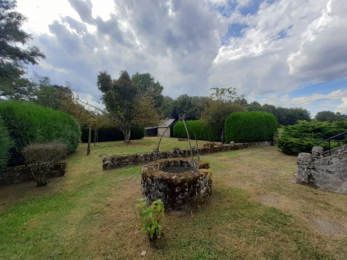 SAINT-PRIVAT : vente vente de 4 pi&egrave;ces - grande image 3