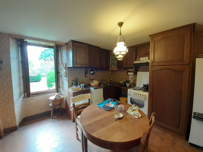 SAINT-PRIVAT : vente vente de 4 pi&egrave;ces - grande image 6