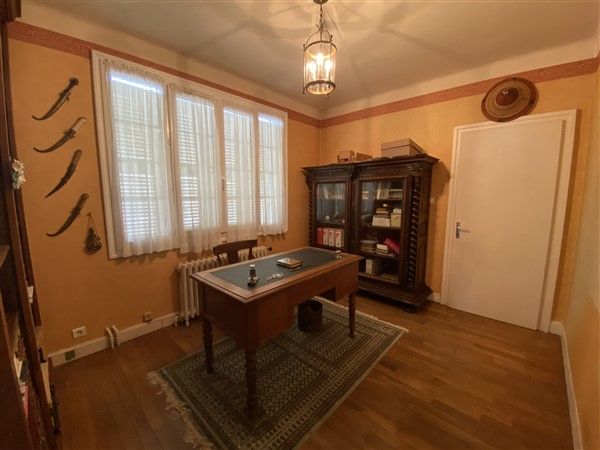 SAINT-PRIVAT : vente vente de 9 pi&egrave;ces - grande image 8