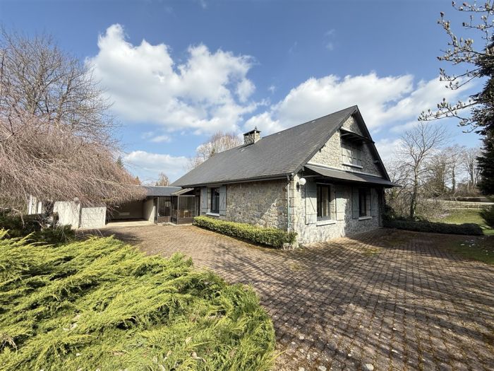 7 km Ussel : vente vente de 10 pi&egrave;ces - grande image 9