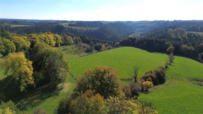 Laroche-Pr&egrave;s-Feyt : vente vente de 6 pi&egrave;ces - grande image 2
