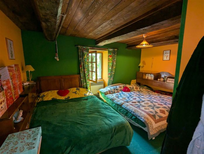 Laroche-Pr&egrave;s-Feyt : vente vente de 6 pi&egrave;ces - grande image 7