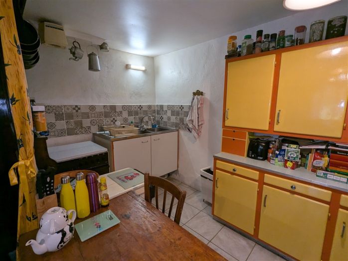 Laroche-Pr&egrave;s-Feyt : vente vente de 6 pi&egrave;ces - grande image 8