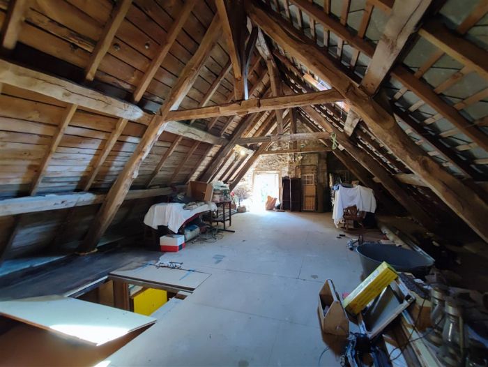 Laroche-Pr&egrave;s-Feyt : vente vente de 6 pi&egrave;ces - grande image 9