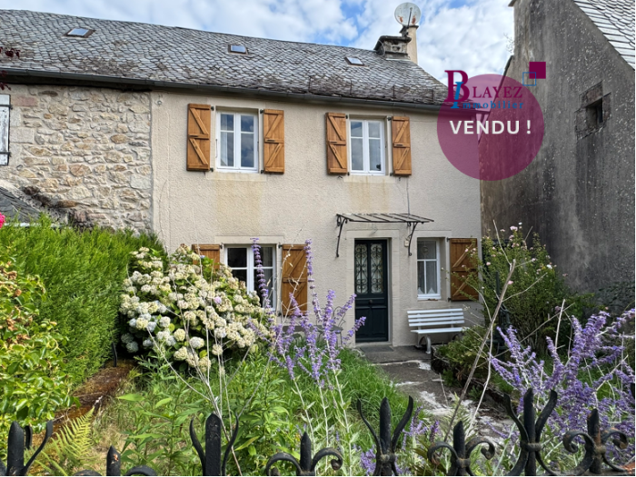 AU COEUR DE CHAMPAGNAC-LA-NOAILLE : vente Maison 4 - vignette 1