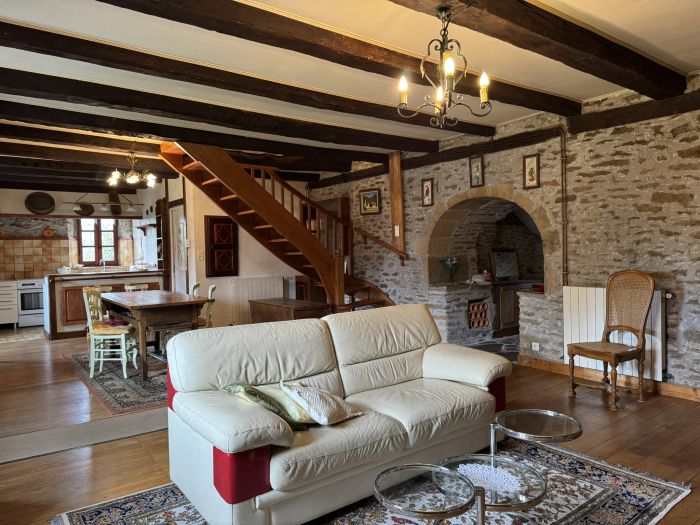 AU COEUR D'UN HAMEAU PITTORESQUE : vente vente de 4 pi&egrave;ces - grande image 4