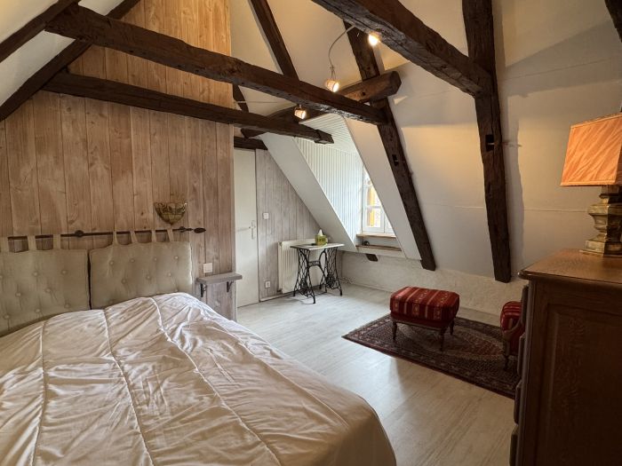 AU COEUR D'UN HAMEAU PITTORESQUE : vente vente de 4 pi&egrave;ces - grande image 6