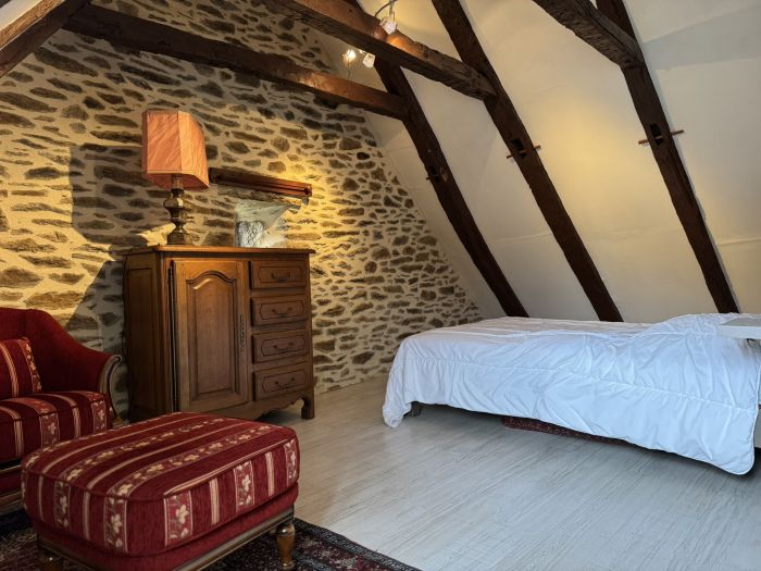 AU COEUR D'UN HAMEAU PITTORESQUE : vente vente de 4 pi&egrave;ces - grande image 7