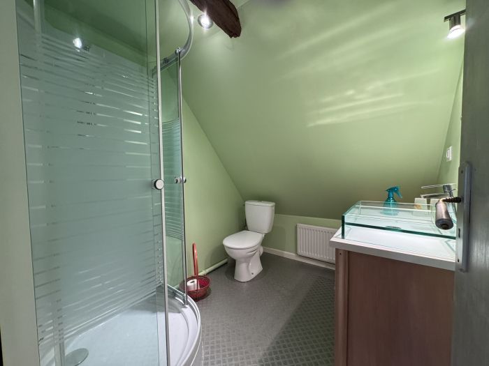 AU COEUR D'UN HAMEAU PITTORESQUE : vente vente de 4 pi&egrave;ces - grande image 9