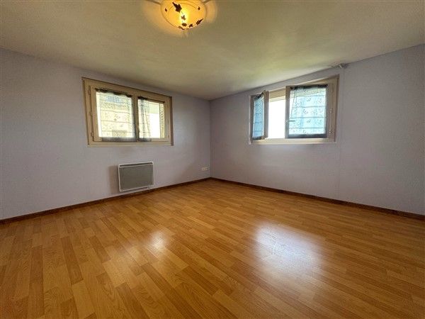 QUARTIER MALECROIX BRIVE : vente vente de 6 pi&egrave;ces - grande image 9