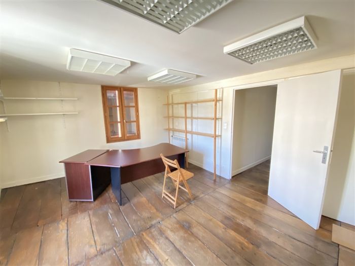 Meymac, Centre Historique : vente vente de 3 pi&egrave;ces - grande image 2