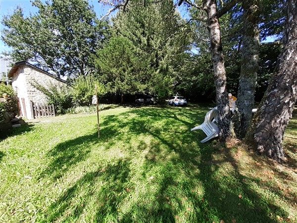 SAINT-CIRGUES-LA-LOUTRE : vente vente de 4 pi&egrave;ces - grande image 6