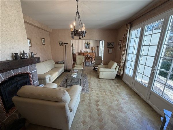 Forg&egrave;s : vente vente de 4 pi&egrave;ces - grande image 3