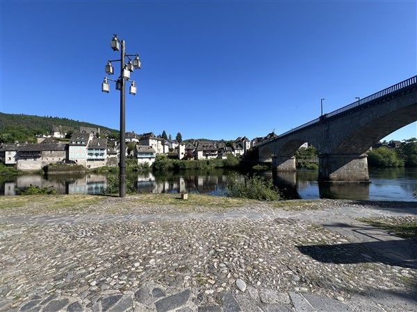 Argentat-sur-Dordogne : vente vente de 5 pi&egrave;ces - grande image 8