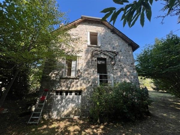 Argentat-sur-Dordogne : vente vente de 4 pi&egrave;ces - grande image 8