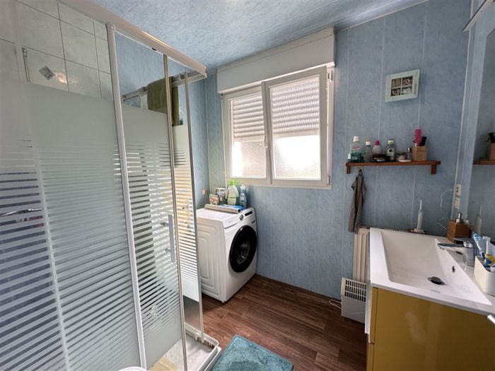 Meymac, Quartier Calme : vente vente de 6 pi&egrave;ces - grande image 8