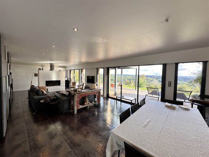 Lieu Unique avec Vue Imprenable : vente vente de 5 pi&egrave;ces - grande image 4