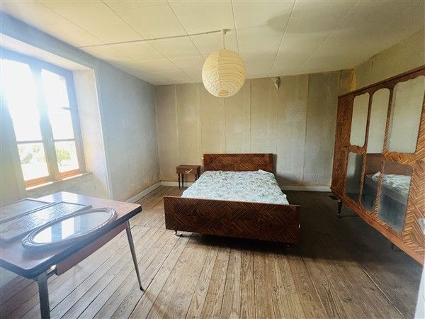 ENTRE SAINT MARTIAL DE GIMEL ET ESPAGNAC : vente vente de 5 pi&egrave;ces - grande image 8