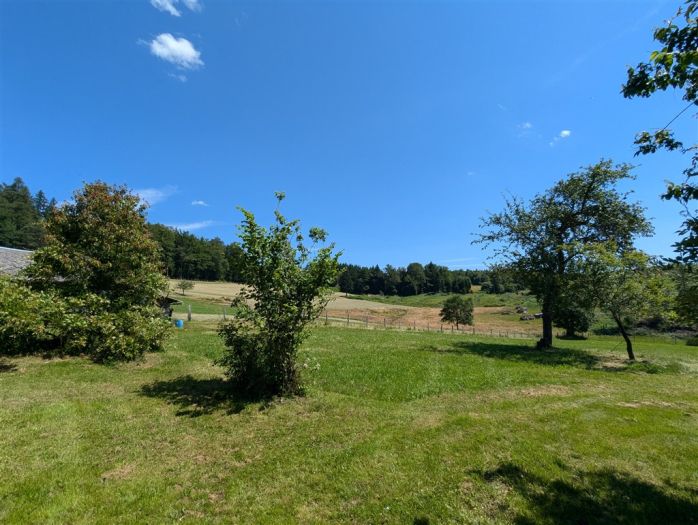 USSEL : vente vente de 8 pi&egrave;ces - grande image 2