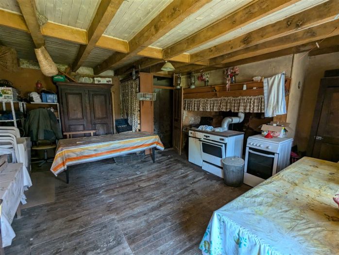 USSEL : vente vente de 8 pi&egrave;ces - grande image 3