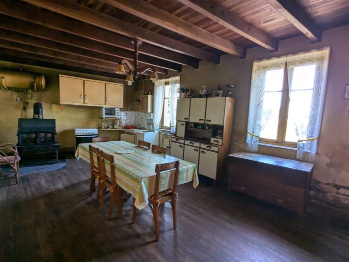 USSEL : vente vente de 8 pi&egrave;ces - grande image 4