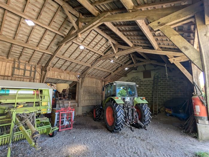 USSEL : vente vente de 8 pi&egrave;ces - grande image 8