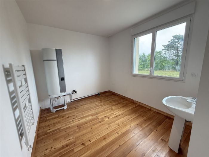 Centre du Plateau de Millevaches : vente vente de 1 pi&egrave;ces - grande image 6