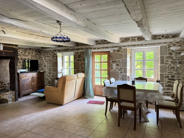 SECTEUR MOUSTIER-VENTADOUR : vente vente de 4 pi&egrave;ces - grande image 5